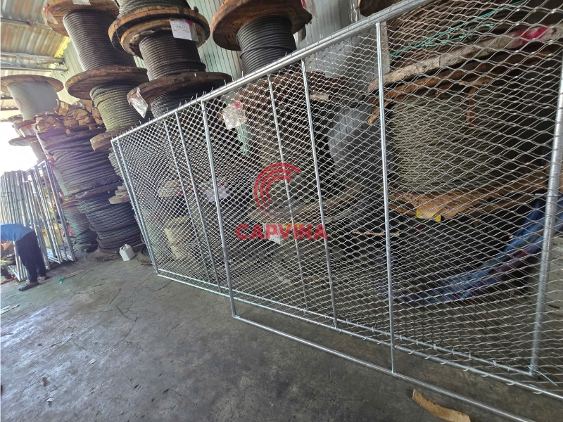 Lưới bảo vệ ban công