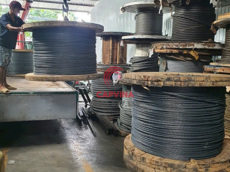 Cáp cứu sinh