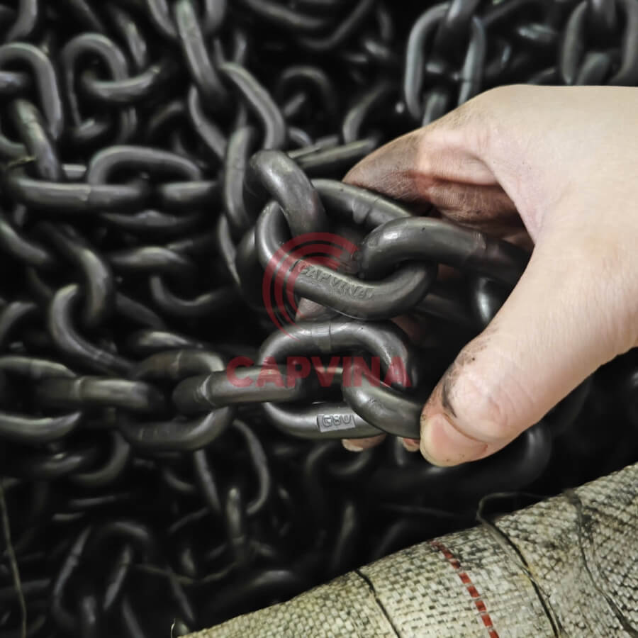 xích treo đèn nhà xưởng